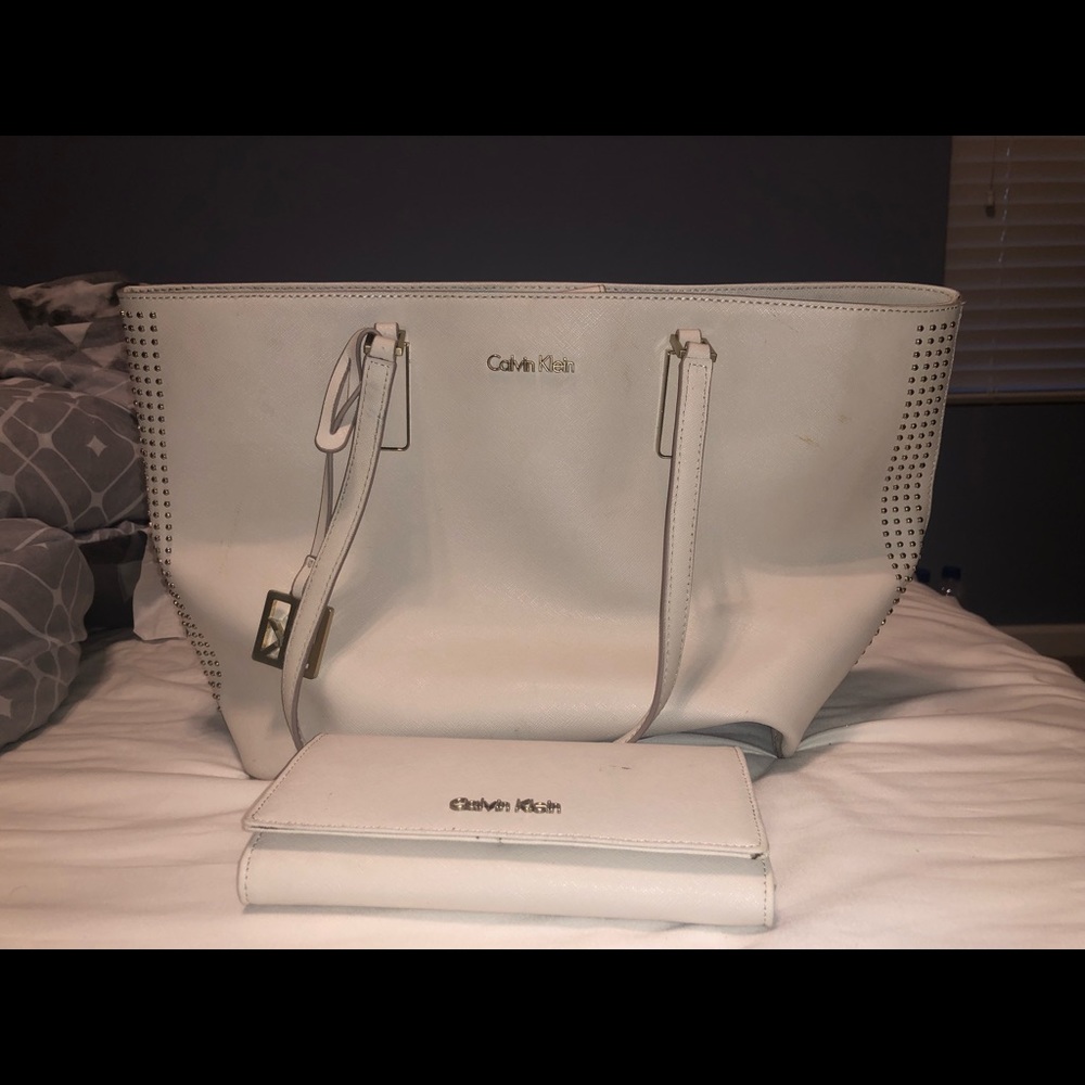 Calvin Klein white leather purse and wallet set